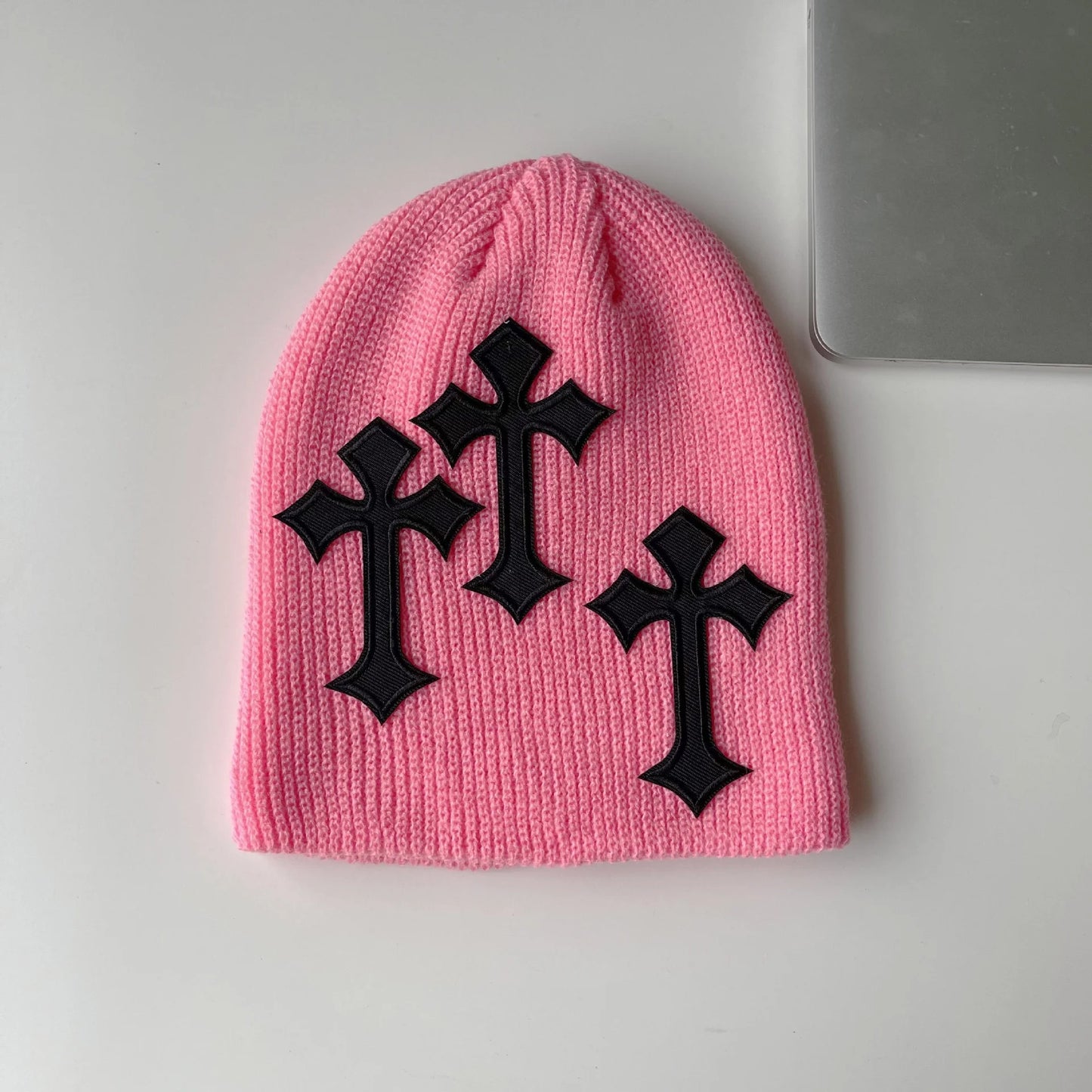 Y2K Cross Beanie pink